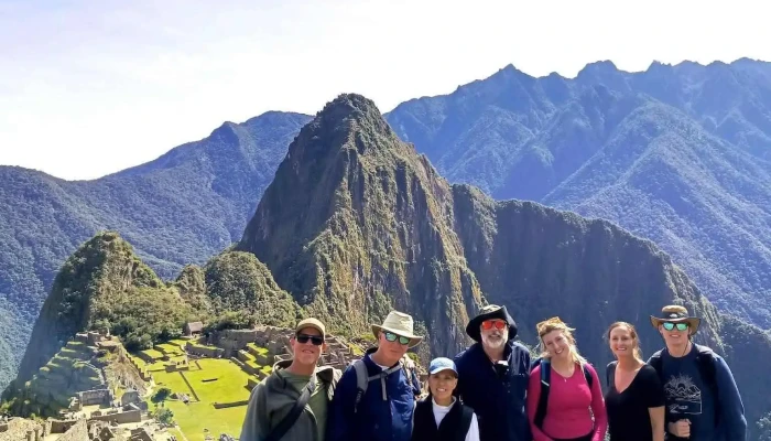 Sacred Expeditions Perú – Agencia de Viajes en Ollantaytambo,Cusco - Ollantaytambo 08676