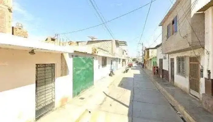 Santa Monica Botica -  Opiniones - Pueblo Nuevo