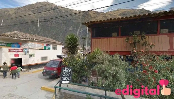 Sureon Travels - Ollantaytambo 08676