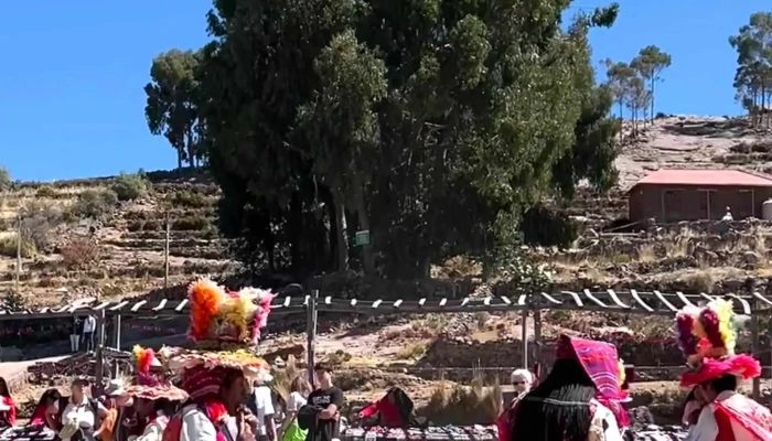 Taquile -  Catalogo - Huillanopampa