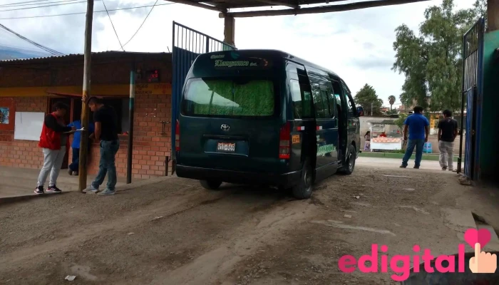 Terminal Terrestre De Caraz -  Autobus - Caraz