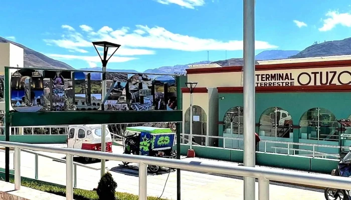 Terminal Terrestre De Otuzco -  Servicio De Transporte - Otuzco 13201