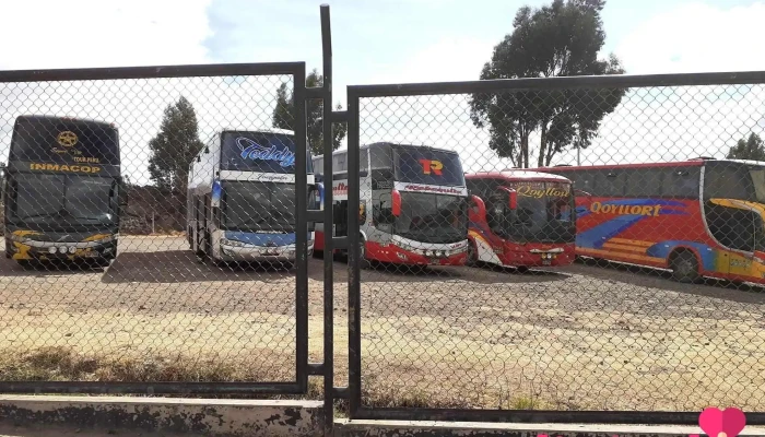 Terminal Terrestre De Santo Tomas Autobus - Santo Tomás