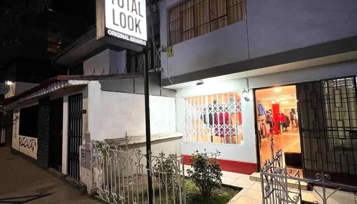 Total Look Cusco - Cusco 08003