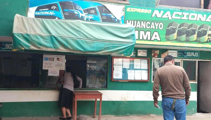 Transportes Expreso Nacional -  Empresa De Autobuses - Huánuco 10001