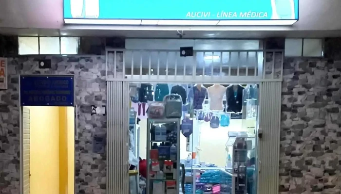 Uniformes médicos - Distribuciones Cieza Vigil - Adriano Novoa N° 676