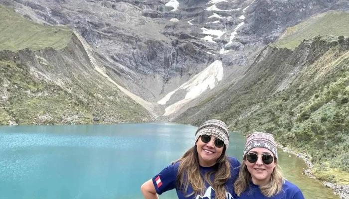 Vicuña Adventures Peru - Urubamba 08000